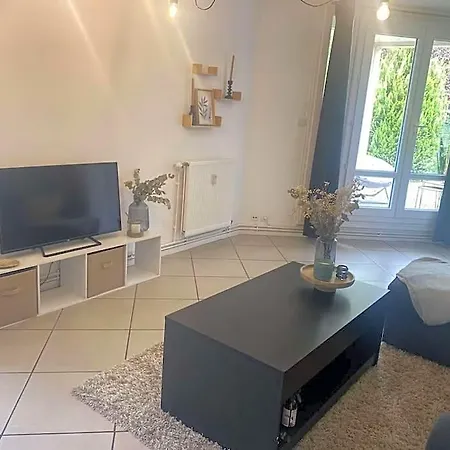 Apartment T2 *